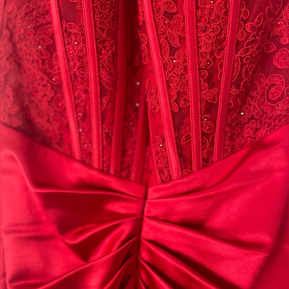 Sherri Hill Stunning Red Prom Corset Gown (style 55419) - Picture 8 of 16